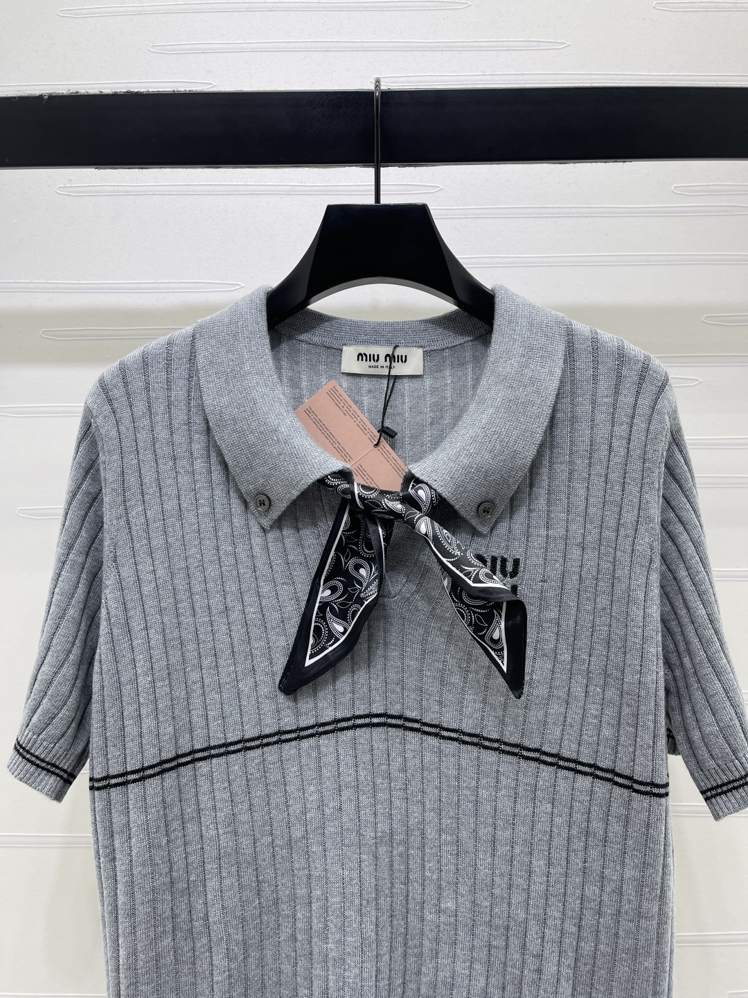 Women's short sleeves